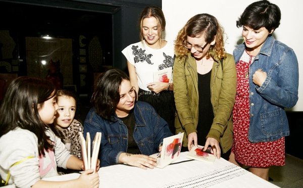 María Pía Escobar presentó su libro “Exageraciones” - Edicion Impresa - ABC Color