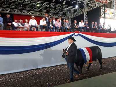La Expo Santa Rita está en marcha y desafía  entre otras cosas los bajos rendimientos y los menores precios de los productos