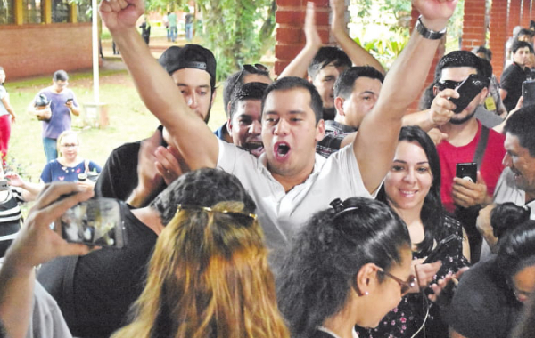Prieto asume hoy en la Municipalidad de CDE | Diario Vanguardia 07