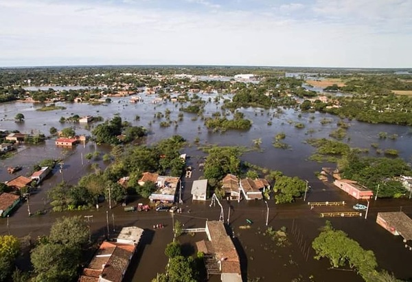 Ñeembucú resiste heroicamente al embate de las aguas del río Paraguay - ADN Paraguayo
