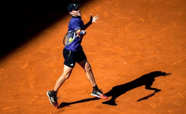 Ascienden Thiem y Tsitsipas - Deportes - ABC Color