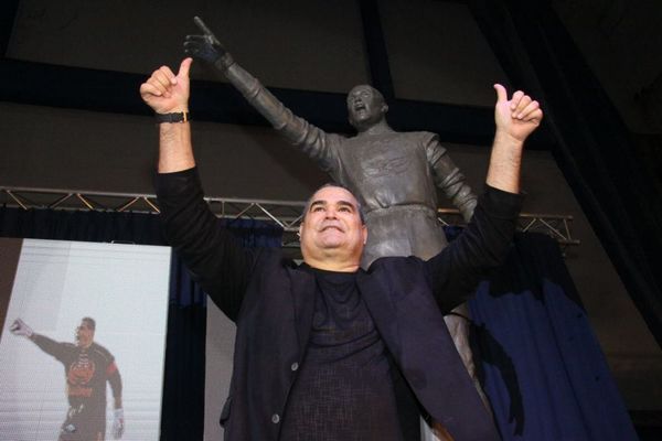 La ovación a Chilavert en el estadio de Vélez