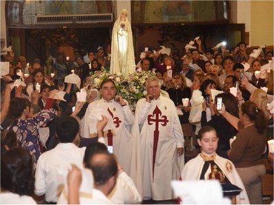 Celebran 102 años de la primera aparición de la Virgen de Fátima