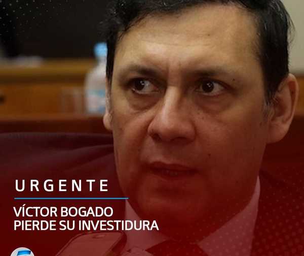 Víctor Bogado pierde su investidura.