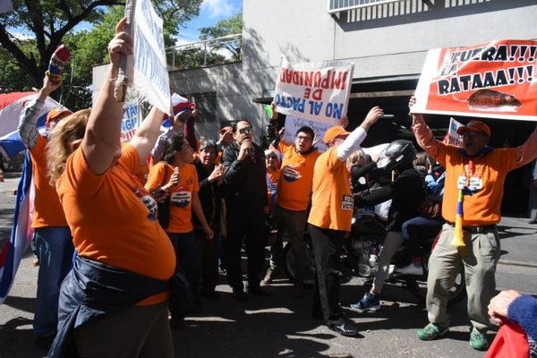 Ciudadanía celebra la expulsión de Bogado - Nacionales - ABC Color