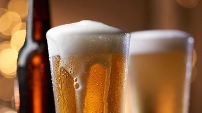 Europa multa a la cervecera AB InBev con € 200 millones por abuso de dominio