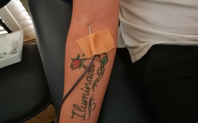 Con tatuajes igual se puede donar sangre