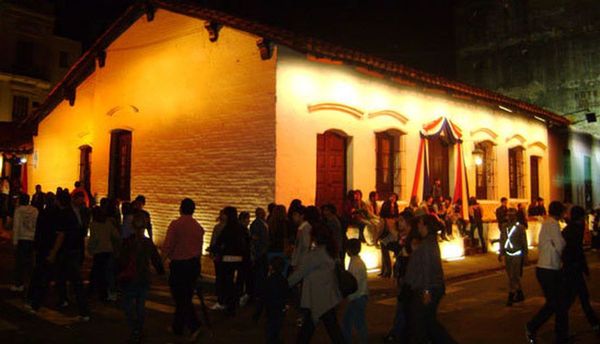 Habilitan “Muestras de Decretos” por los 208 de independencia