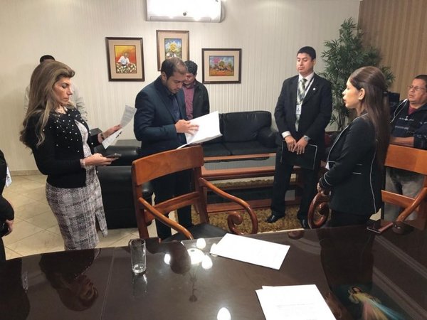 Interina afirma que deja mucho dinero en caja municipal de CDE - Nacionales - ABC Color
