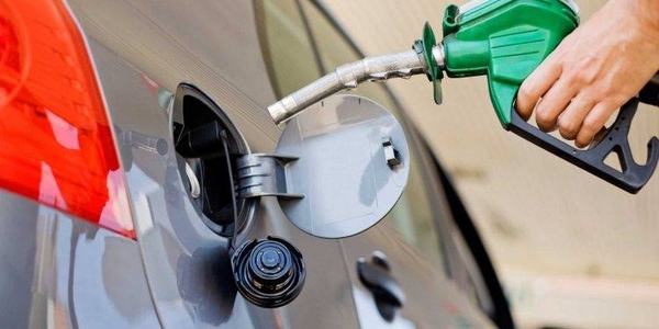 HOY / Desde el jueves, Petropar alza precios de sus combustibles