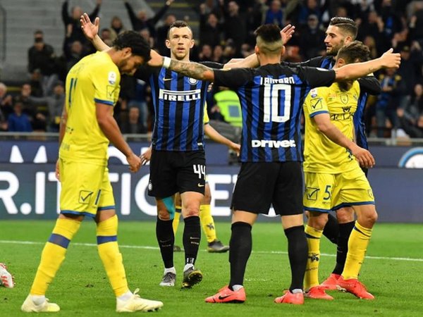 El Inter recupera la tercera plaza tras vencer al Chievo