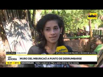 Muro del Mburicaó a punto de derrumbarse - Tv - ABC Color