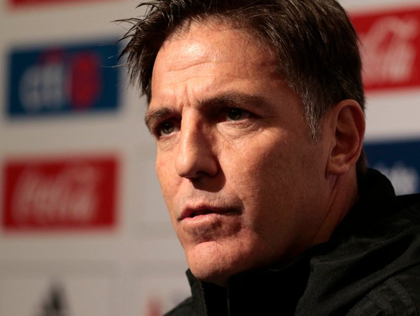 Momento en el que Toto Berizzo daba la lista