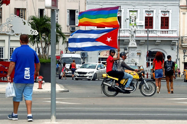 Críticas contra Cuba por la represión en la marcha gay en La Habana » Ñanduti