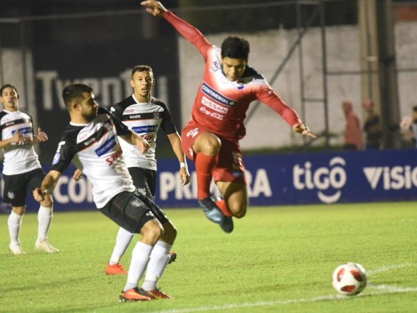 Las Águilas siguen sin levantar el vuelo