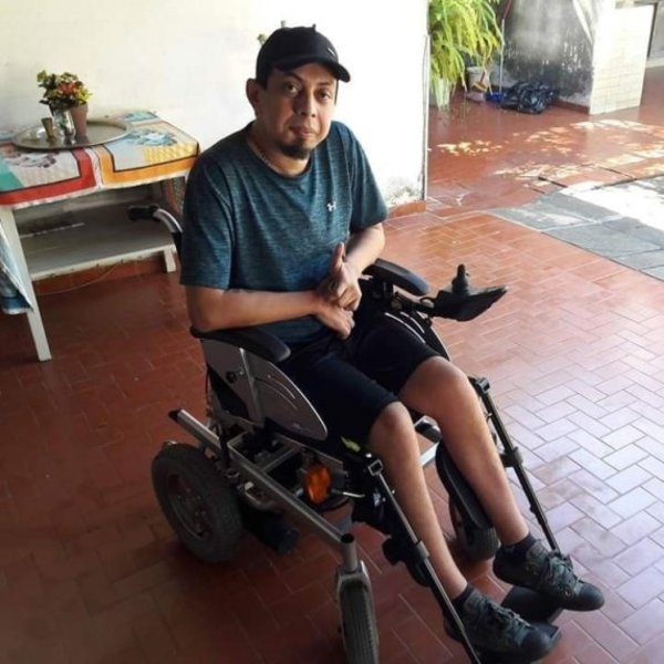 Joven electricista pide ayuda para salir adelante - Nacionales - ABC Color