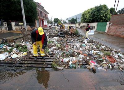 Es un mito que la comuna no tenga dinero para obras, dice edil