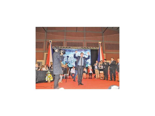 Prieto juró como nuevo intendente y prometió no defraudar en CDE