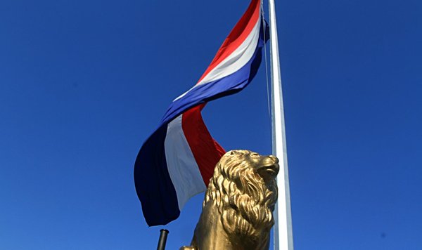 Felices 208 años de independencia, Paraguay - ADN Paraguayo