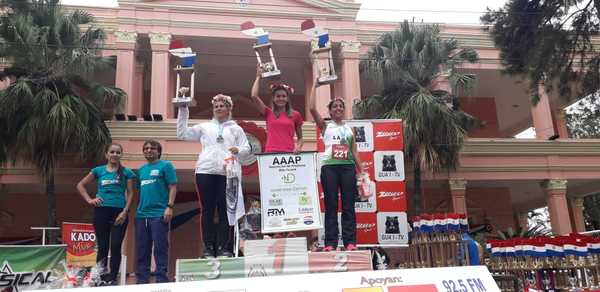 Fleitas y Villasanti ganaron corrida en el Guairá - ADN Paraguayo