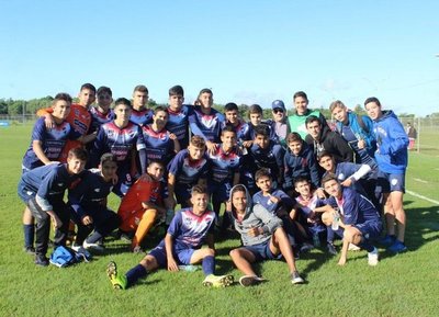 Nacional vuelve a la cima de la Sub 15 - Deportes - ABC Color