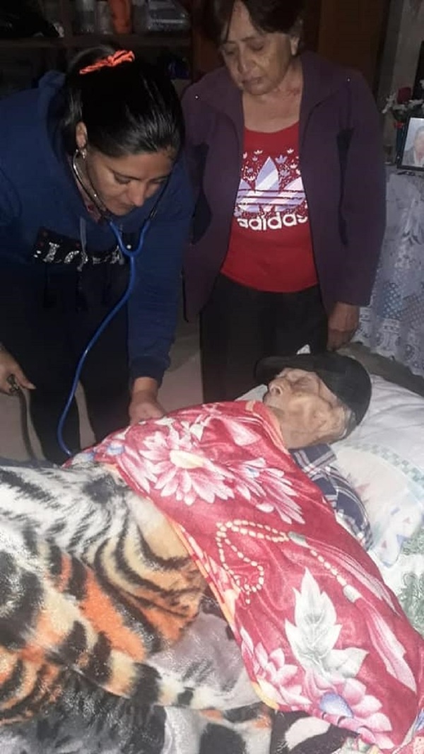 Asisten a excombatiente de 103 años en su comunidad - ADN Paraguayo