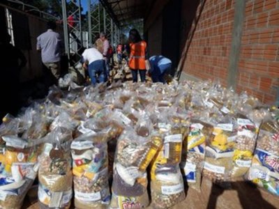 Intenso trabajo de instituciones para ayudar a damnificados - ADN Paraguayo