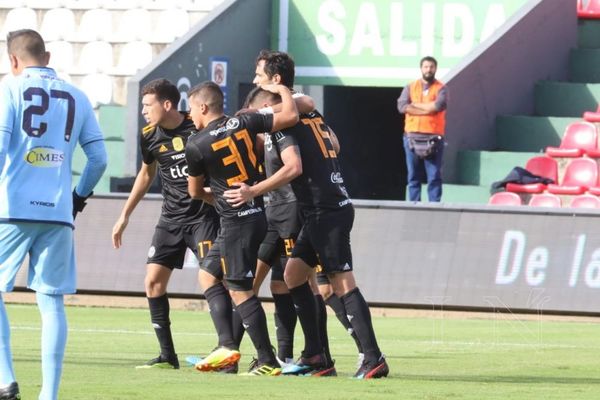 Salvó el invicto: en la agonía, Olimpia se lo empató a River