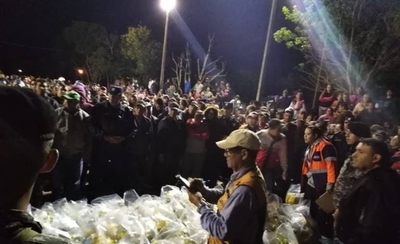 HOY / Anárquica distribución de los víveres en Pilar: denuncian a titular de SEN por "falsedad"
