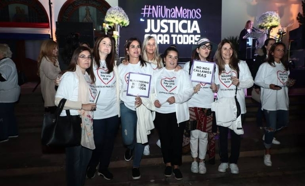 HOY / Ni Una Menos: recuerdan a víctimas de feminicidio y claman justicia