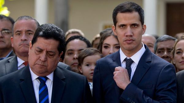Amenaza de bomba impide debatir sobre “persecuciones” en Venezuela - Internacionales - ABC Color
