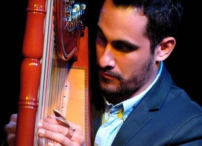 Recital de arpa para las madres