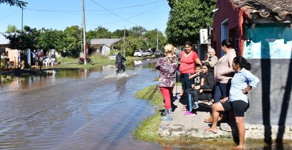 Asistencia, crucial para damnificados - Edicion Impresa - ABC Color