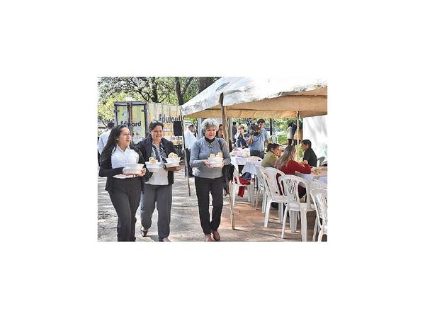 Tradicional festival de pastas para homenajear a las mamás