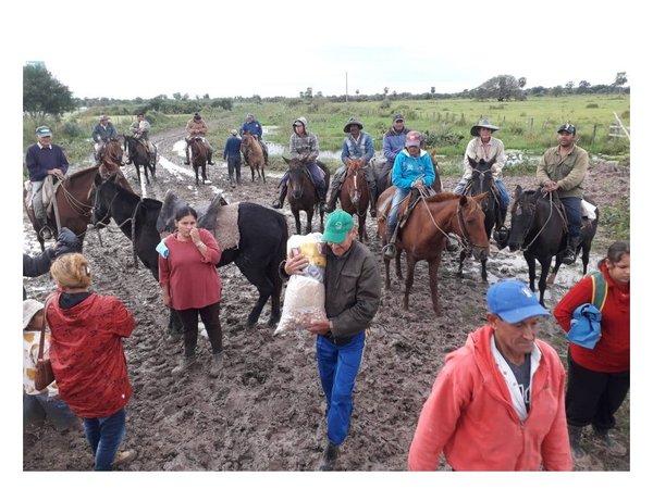 Las crecidas afectan a 62.000 familias y abundan afecciones