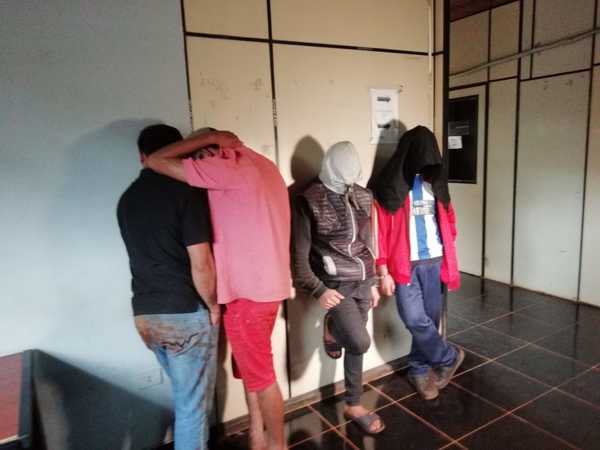 Cuatro pervertidos abusaron de un menor en un motel y están detenidos