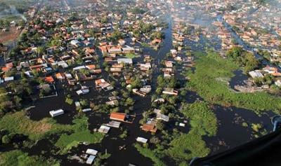 Río Paraguay crece 5 cm y Asunción al borde del desastre - ADN Paraguayo