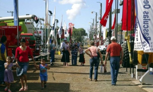 Unas 120.000 personas visitaron la Expo Santa Rita este año - ADN Paraguayo