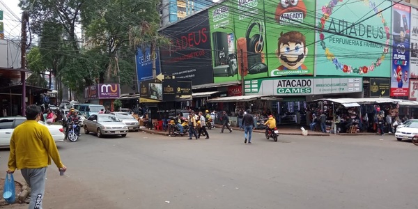 No hubo prohibición para abrir comercios ayer, pero ventas fueron casi nulas - ADN Paraguayo