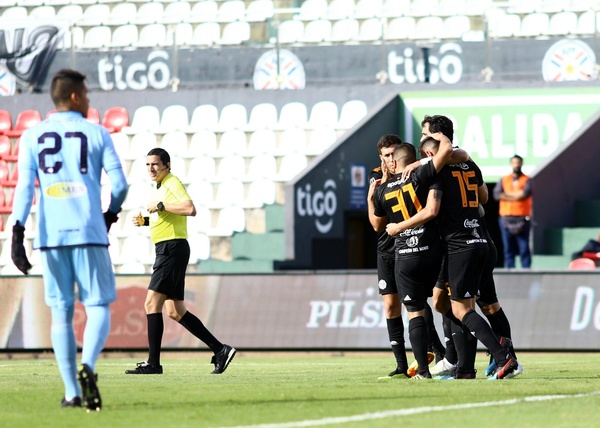 Roque salvó el invicto cuando se iba el partido - ADN Paraguayo