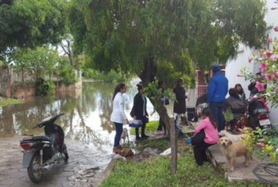 Ascienden a 62.000 las familias afectadas por las inundaciones » Ñanduti