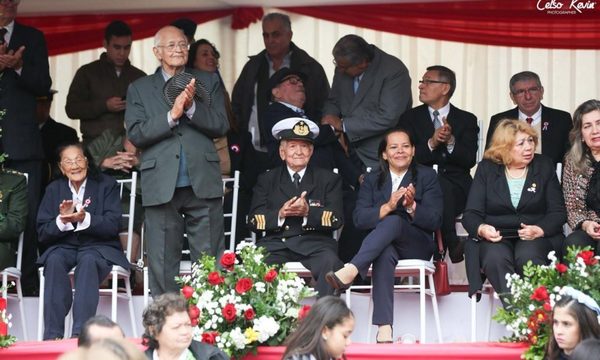 TRAS CASI 20 AÑOS DESFILE EN HOMENAJE A LA PATRIA SIN EL CLAN ZI