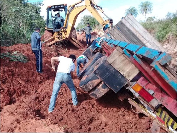 Concejales departamentales declaran emergencia vial en Canindeyú