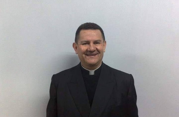 HOY / En ruta internacional (en pésima condición) fallece en accidente el cura Eusebio Bylli Lezcano