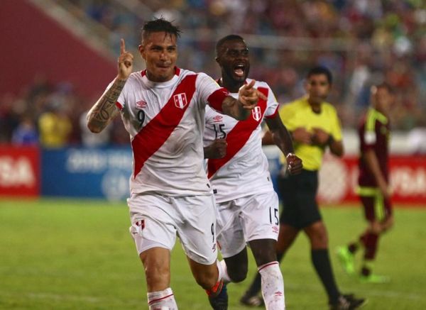 Guerrero lidera la prelista de Perú