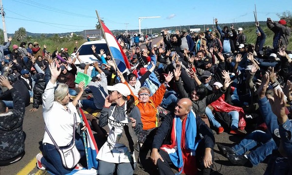 Escraches, fuera de control, son vulgares linchamientos - ADN Paraguayo