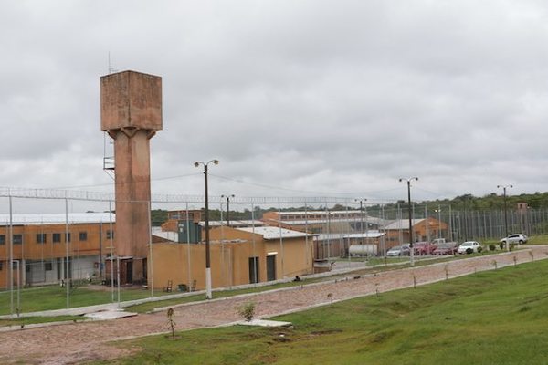 Peligroso asaltante escapó de la penitenciaría de Emboscada - .::RADIO NACIONAL::.