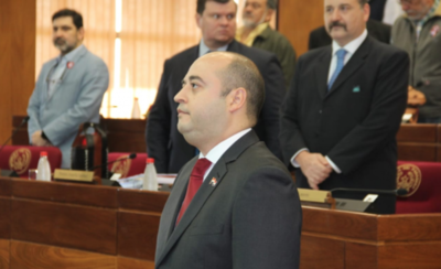 HOY / Asume Arnaldo Franco en reemplazo de Víctor Bogado