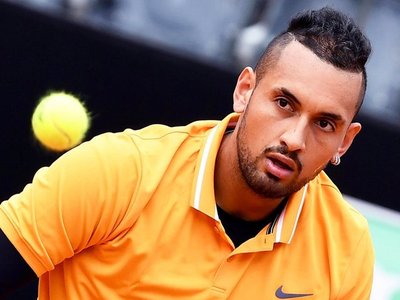 Insólito: Descalifican a Kyrgios por lanzar una silla a la pista