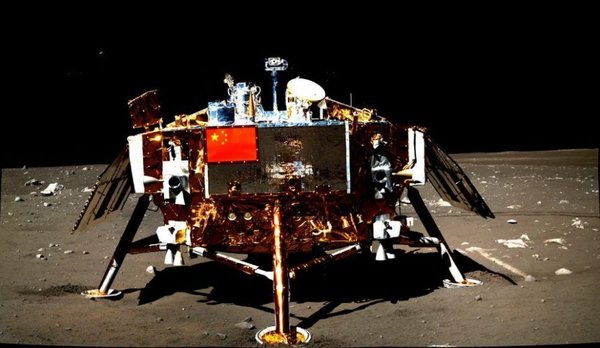 Sonda china habría descubierto minerales del subsuelo lunar - Ciencia - ABC Color